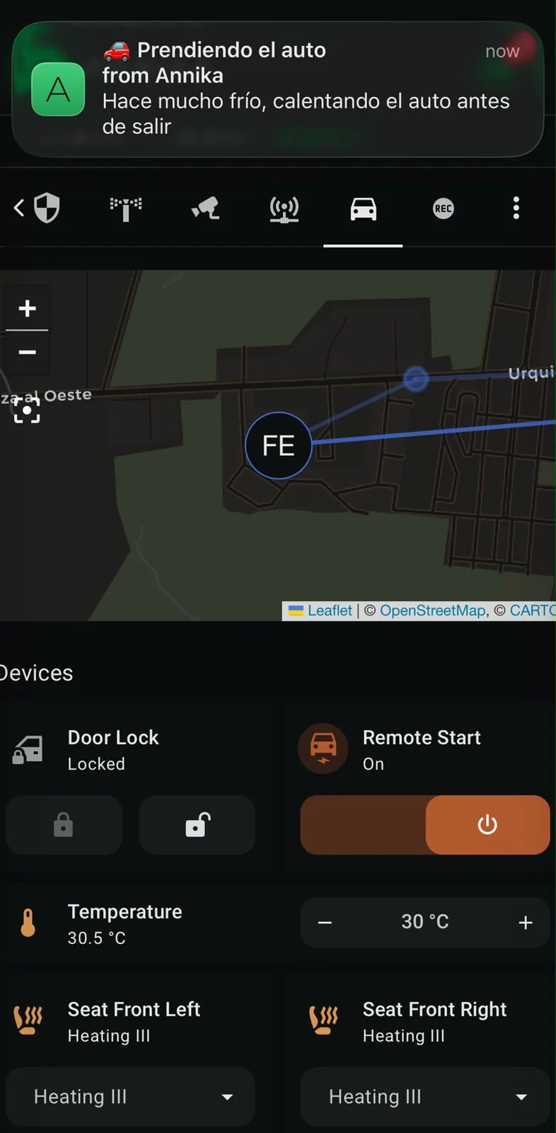 La app de Annika preparando el auto